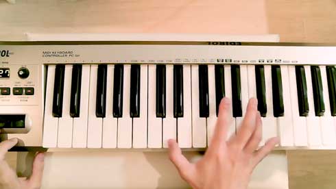 お客様センター コールセンター 電話 モノマネ 繋がらない 音楽 愛の挨拶 鍵盤 耳コピ