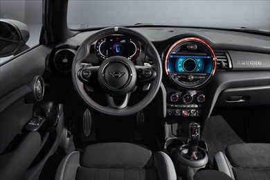 MINI「John Cooper Works GP」の内装