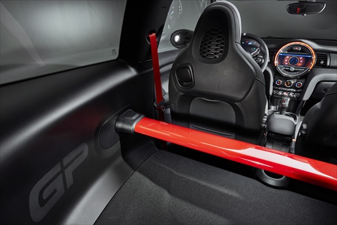 MINI「John Cooper Works GP」