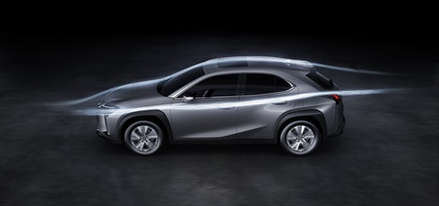 レクサス「UX300e」