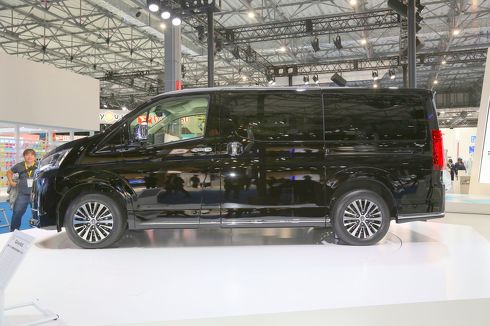 トヨタ グランエース ハイエース