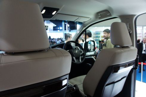 トヨタ グランエース ハイエース