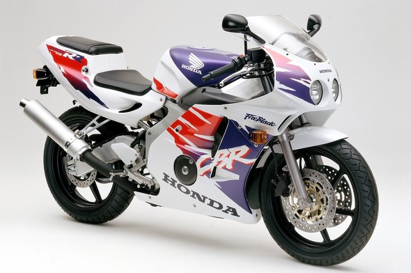 バイク 乾燥重量 装備重量