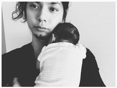 水嶋ヒロ 育児 ブログ 長女 次女 子育て 絵 家族 疲れ