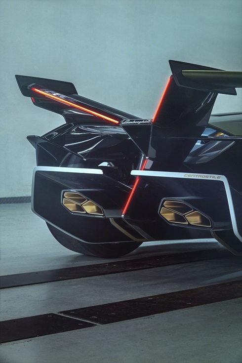 ランボルギーニ「ランボV12ビジョン グランツーリスモ」