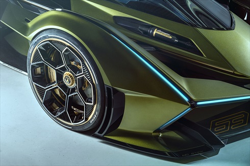 ランボルギーニ「ランボV12ビジョン グランツーリスモ」
