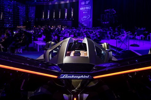 ランボルギーニ「ランボV12ビジョン グランツーリスモ」