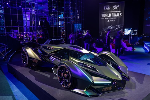 ランボルギーニ「ランボV12ビジョン グランツーリスモ」
