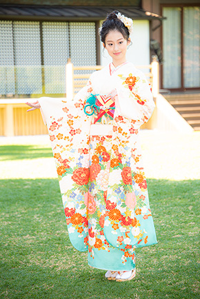 オスカープロモーション 晴れ着 撮影会 2020 小芝風花 吉本実憂 岡田結実 藤田ニコル 本田望結 宮本茉由 尾崎真花 井頭愛海 是永瞳 井本彩花 川瀬莉子