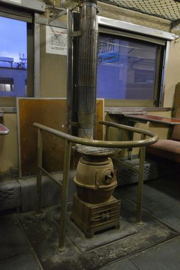 ダルマストーブ