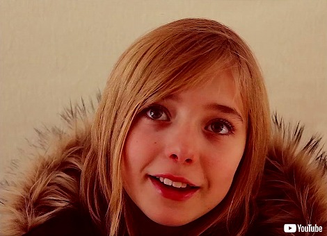 娘の20歳までの成長を捉えた映像