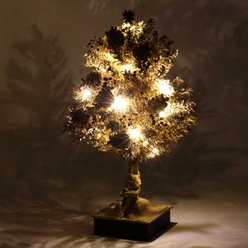 ダンボール クリスマスツリー 制作 工作 アート オドンガー大佐