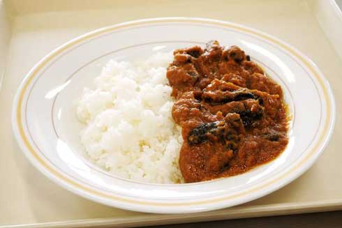 昆虫食 いもむし ゴロゴロカレー レトルトカレー クラウドファンディング Makuake