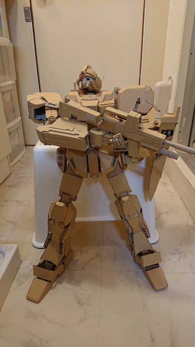 100％ ダンボール のみ ガンダムUC ジェスタ 制作 フル稼働 ダンボール作家