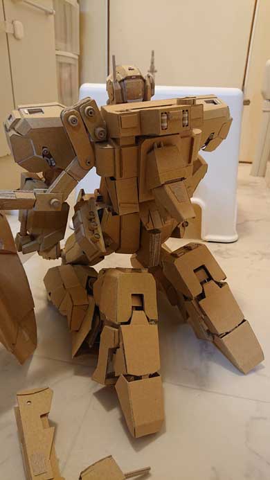 100％ ダンボール のみ ガンダムUC ジェスタ 制作 フル稼働 ダンボール作家