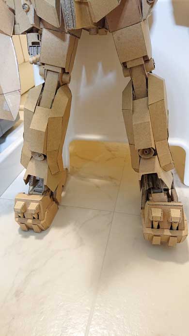 100％ ダンボール のみ ガンダムUC ジェスタ 制作 フル稼働 ダンボール作家