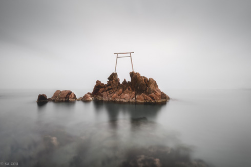曇り 白髭神社 写真 滋賀県 琵琶湖 幻想的 異世界 saizou
