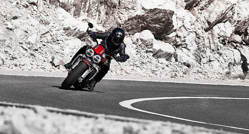 トライアンフ Rocket 3 2500cc