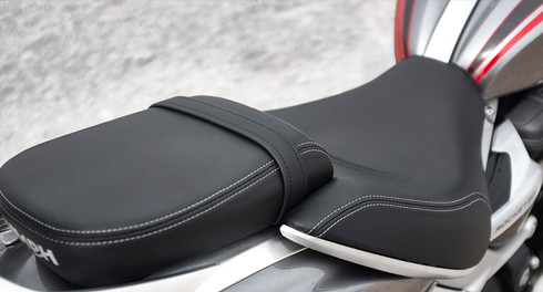 トライアンフ Rocket 3 2500cc