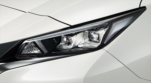 日産「リーフ」