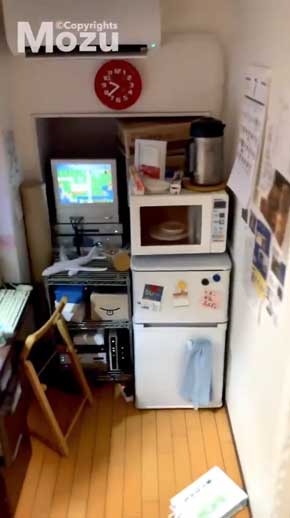 こびとの秘密基地 ミニチュア 手作り Mozu 部屋 コンセント 壁 展覧会