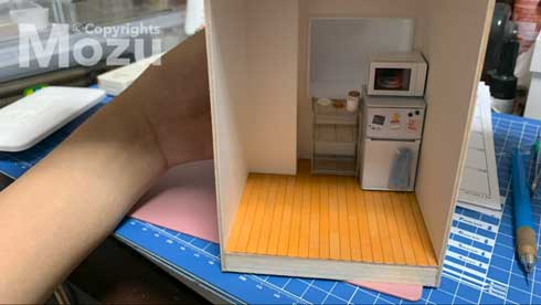 こびとの秘密基地 ミニチュア 手作り Mozu 部屋 コンセント 壁 展覧会