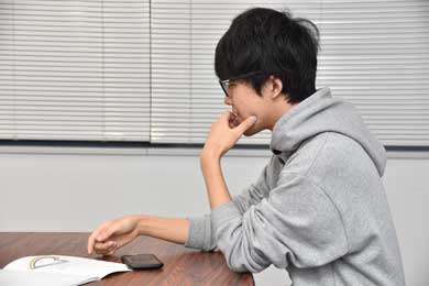 こびとの秘密基地 ミニチュア 手作り Mozu 部屋 コンセント 壁 展覧会