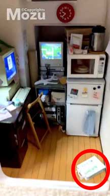 こびとの秘密基地 ミニチュア 手作り Mozu 部屋 コンセント 壁 展覧会