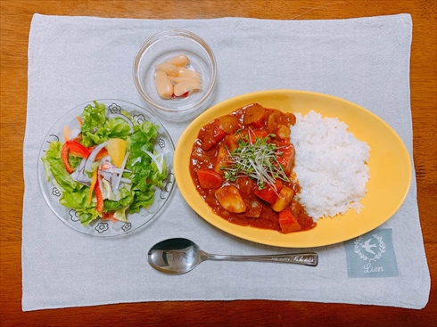 カレーライス 野菜ジュース