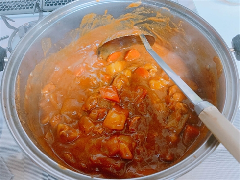 カレーライス 野菜ジュース