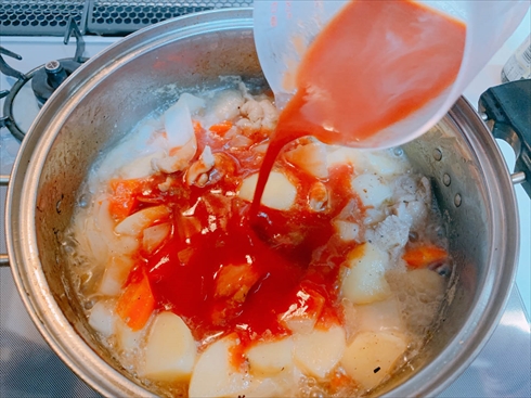カレーライス 野菜ジュース