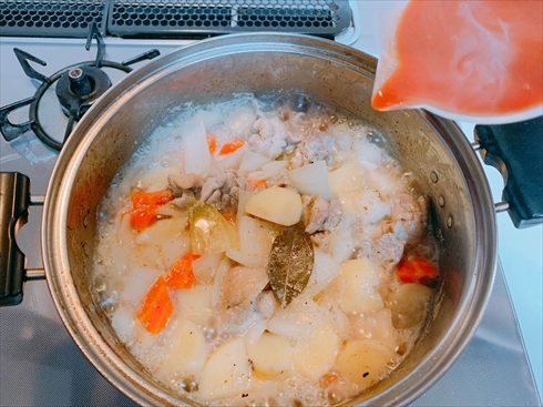 カレーライス 野菜ジュース