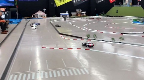 パトカー ドリフト 暴走 警察24時 ラジコン RC