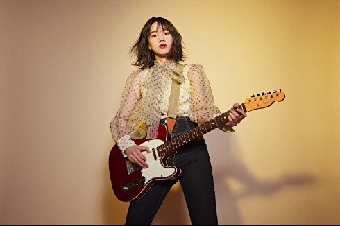 のん 女優 創作あーちすと クリスマスソング