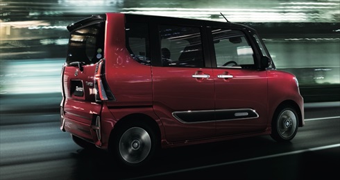 ダイハツ「タントカスタム」