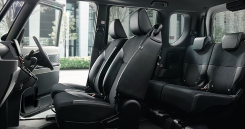 ダイハツ「タントカスタム」