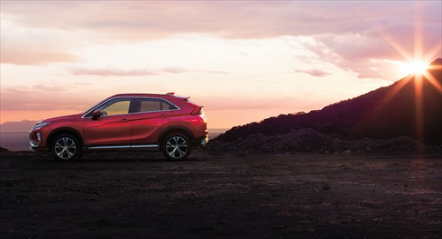 三菱自動車「エクリプスクロス」