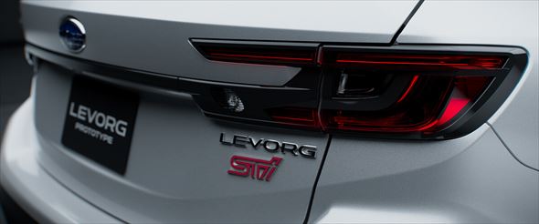新型レヴォーグ プロトタイプ STI Sport（写真：スバル、以下同）