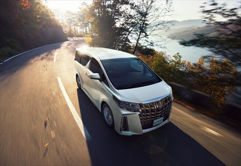 トヨタ「アルファード」