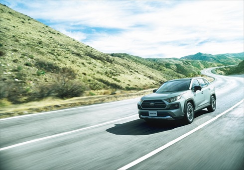 トヨタ「RAV4」