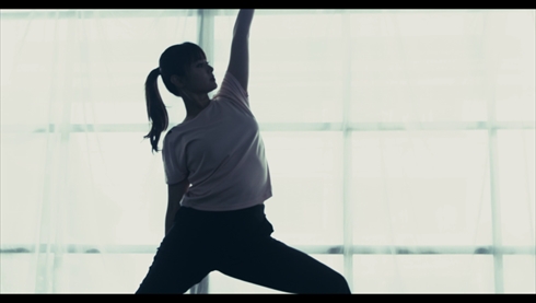 深田恭子 トレーニング 動画 DESCENTE