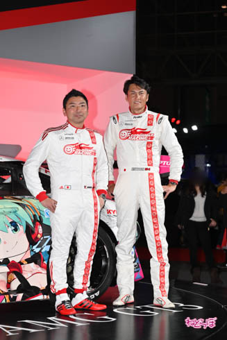 オートサロン レーシングミク グッドスマイルレーシング