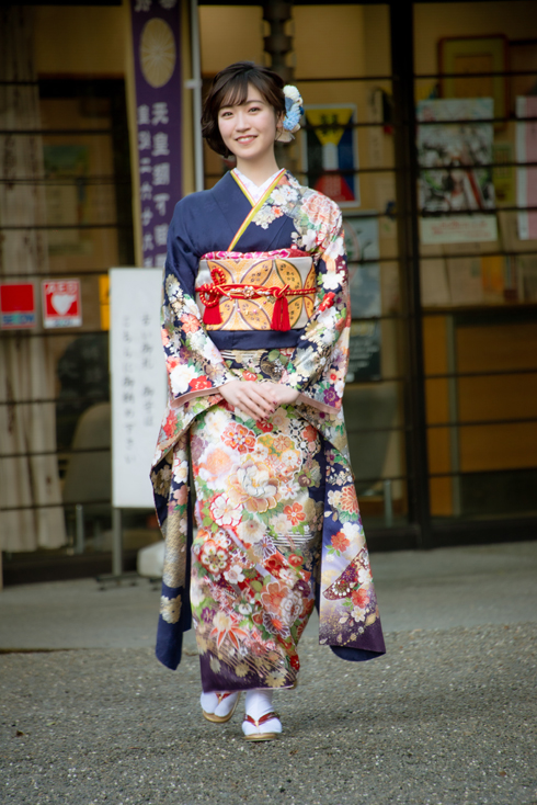 エイベックス 飯豊まりえ 山谷花純 浅川梨奈 大幡しえり Niki 江野沢愛美 日比美思 大原優乃 古田愛理 今泉佑唯 生見愛瑠 前島亜美 小室安未