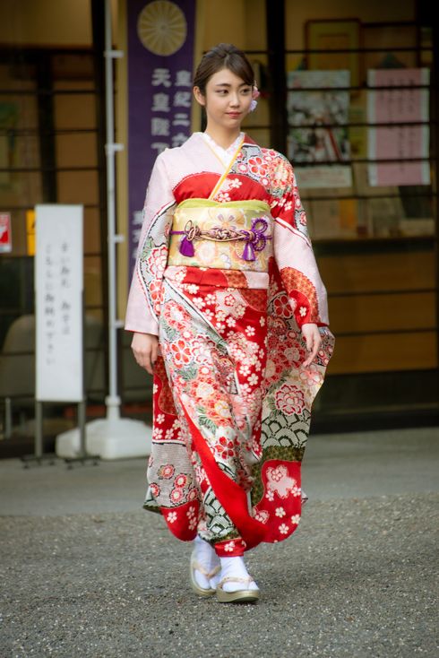 エイベックス 飯豊まりえ 山谷花純 浅川梨奈 大幡しえり Niki 江野沢愛美 日比美思 大原優乃 古田愛理 今泉佑唯 生見愛瑠 前島亜美 小室安未