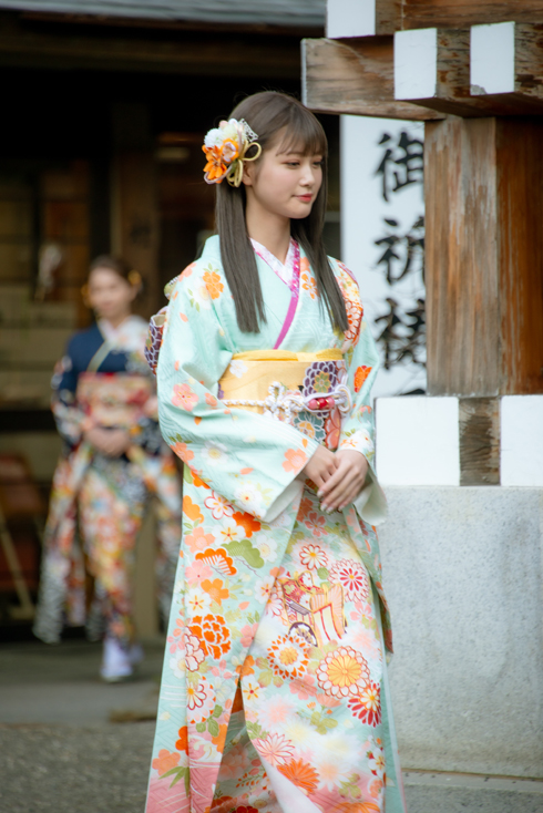 エイベックス 飯豊まりえ 山谷花純 浅川梨奈 大幡しえり Niki 江野沢愛美 日比美思 大原優乃 古田愛理 今泉佑唯 生見愛瑠 前島亜美 小室安未