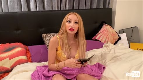 加藤紗里 離婚 YouTubeチャンネル 動画 夫 炎上 金