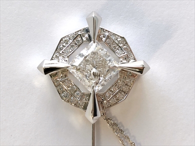 GACKT ピンブローチ ダイヤモンド オークション 芸能人格付けチェック 連勝