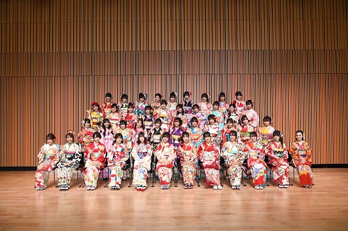 AKB48グループ 成人式 新成人 AKB48 SKE48 NMB48 HKT48 NGT48　STU48
