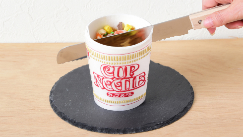 カップヌードルのケーキ