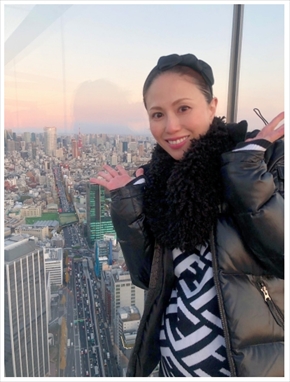 MAX LINA NANA 出産 第1子 現在 ブログ インスタ おくるみ ニット帽 カシミヤ 手編み プレゼント